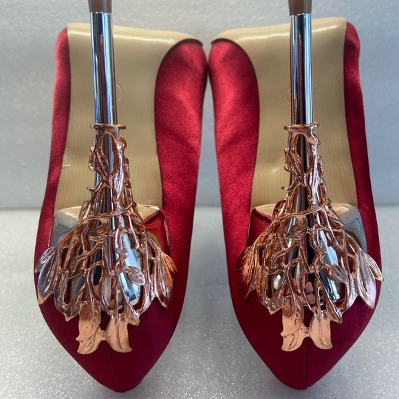 Red Satin Big Tree Heels Pointy Toe with Rose Gold Embellished Heels 👠 Size8.5 - Picture 9 of 9